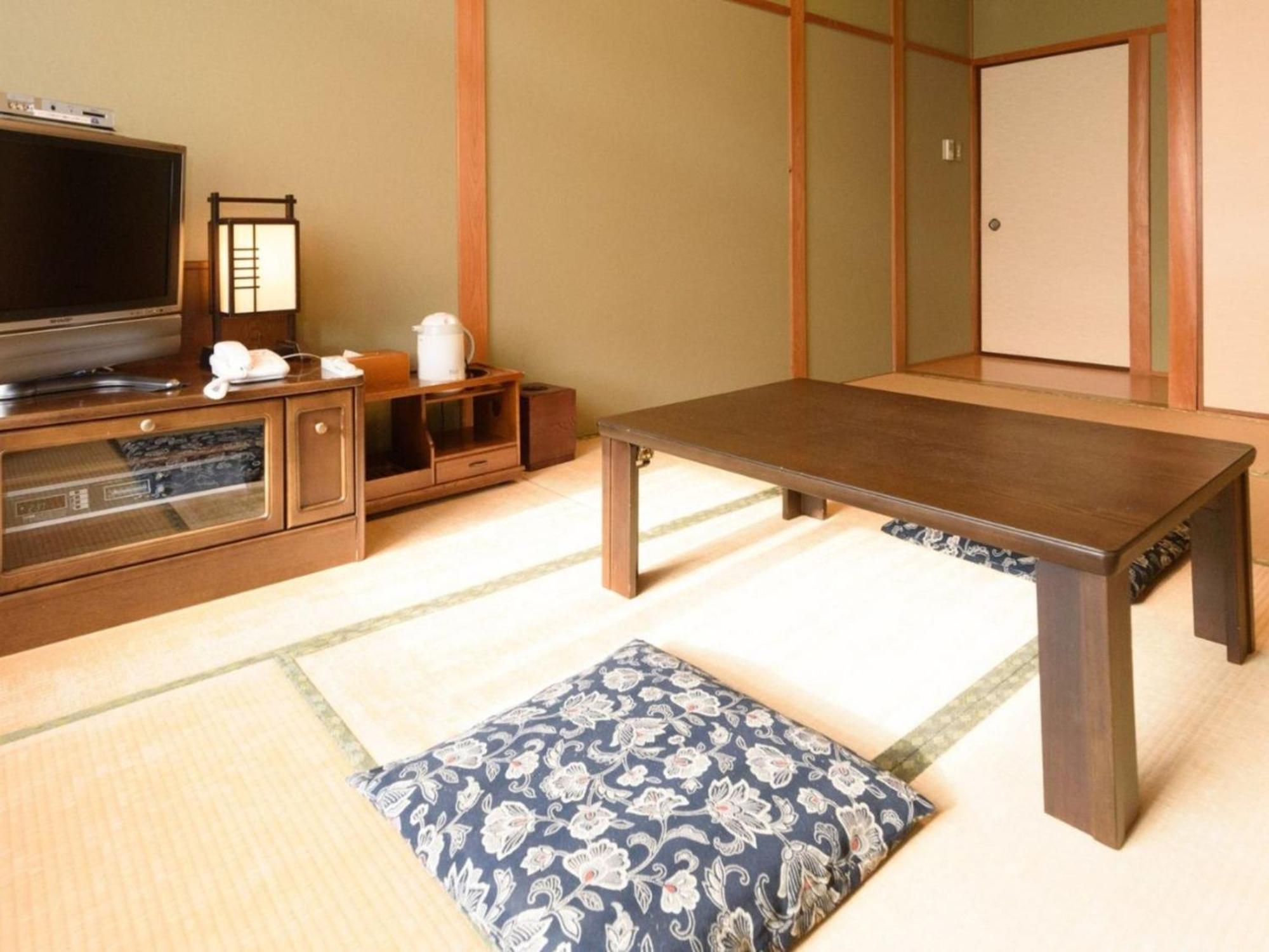 Business Hotel Kawakami Kumano Exteriör bild