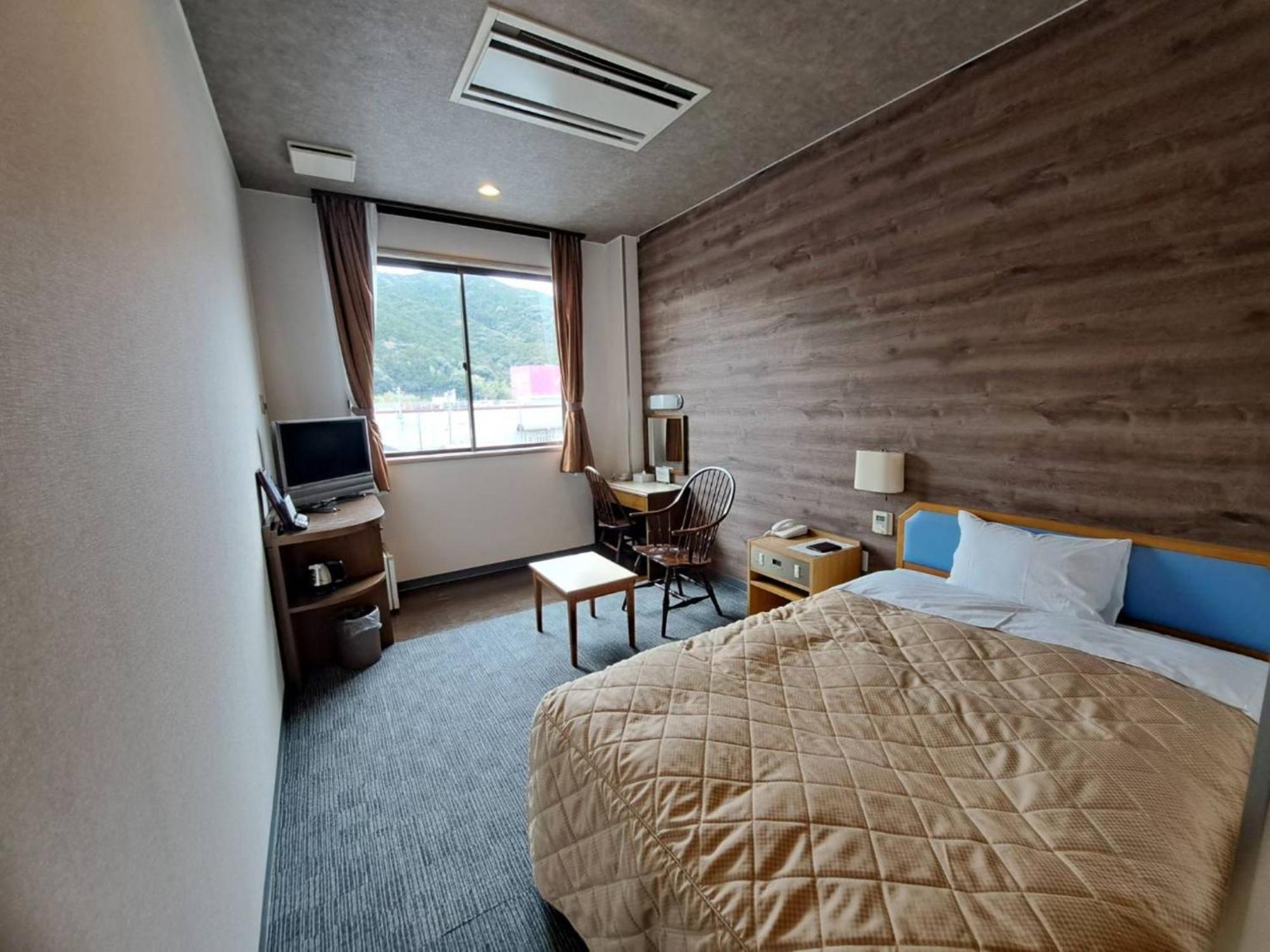 Business Hotel Kawakami Kumano Exteriör bild