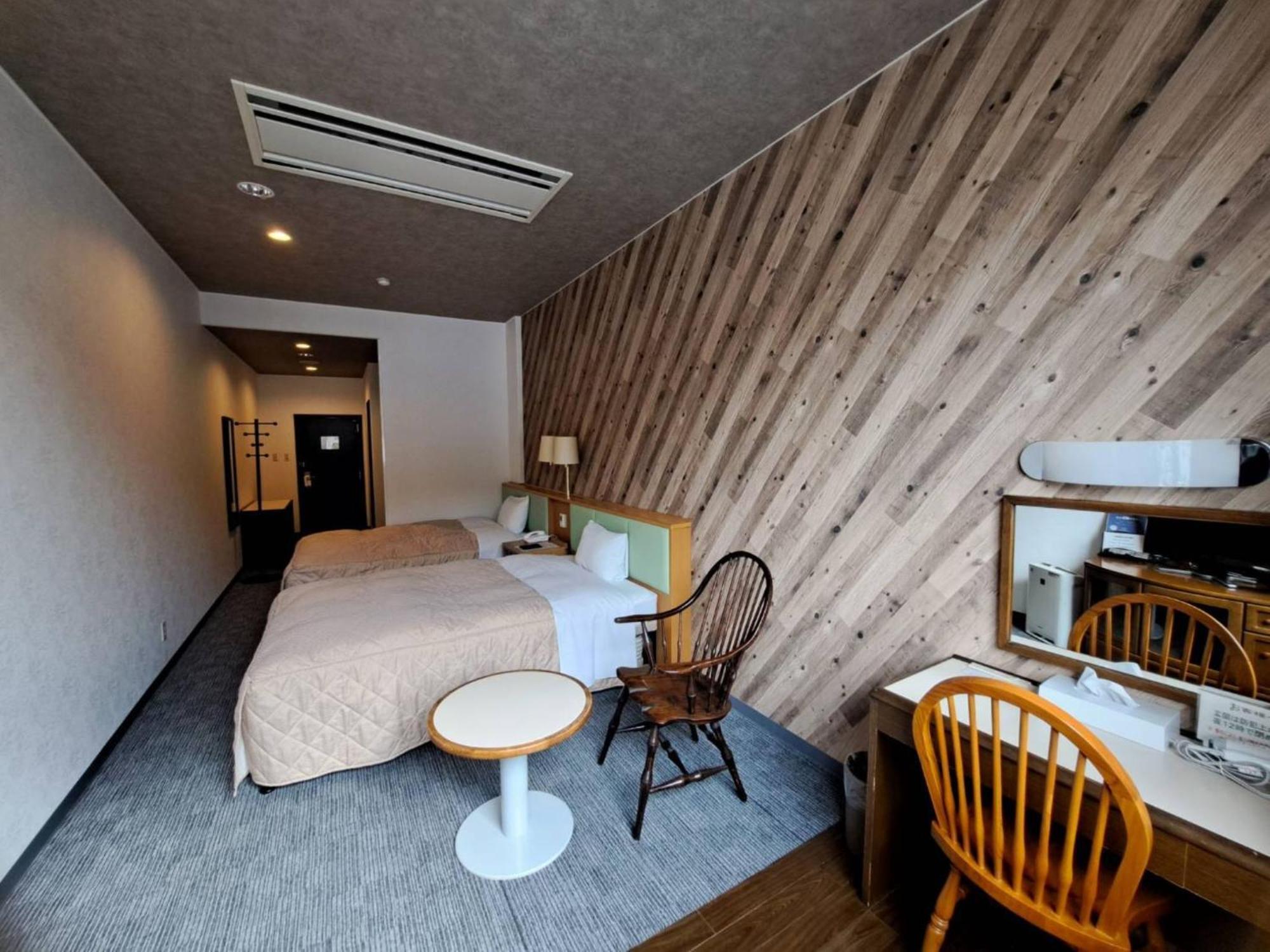 Business Hotel Kawakami Kumano Exteriör bild