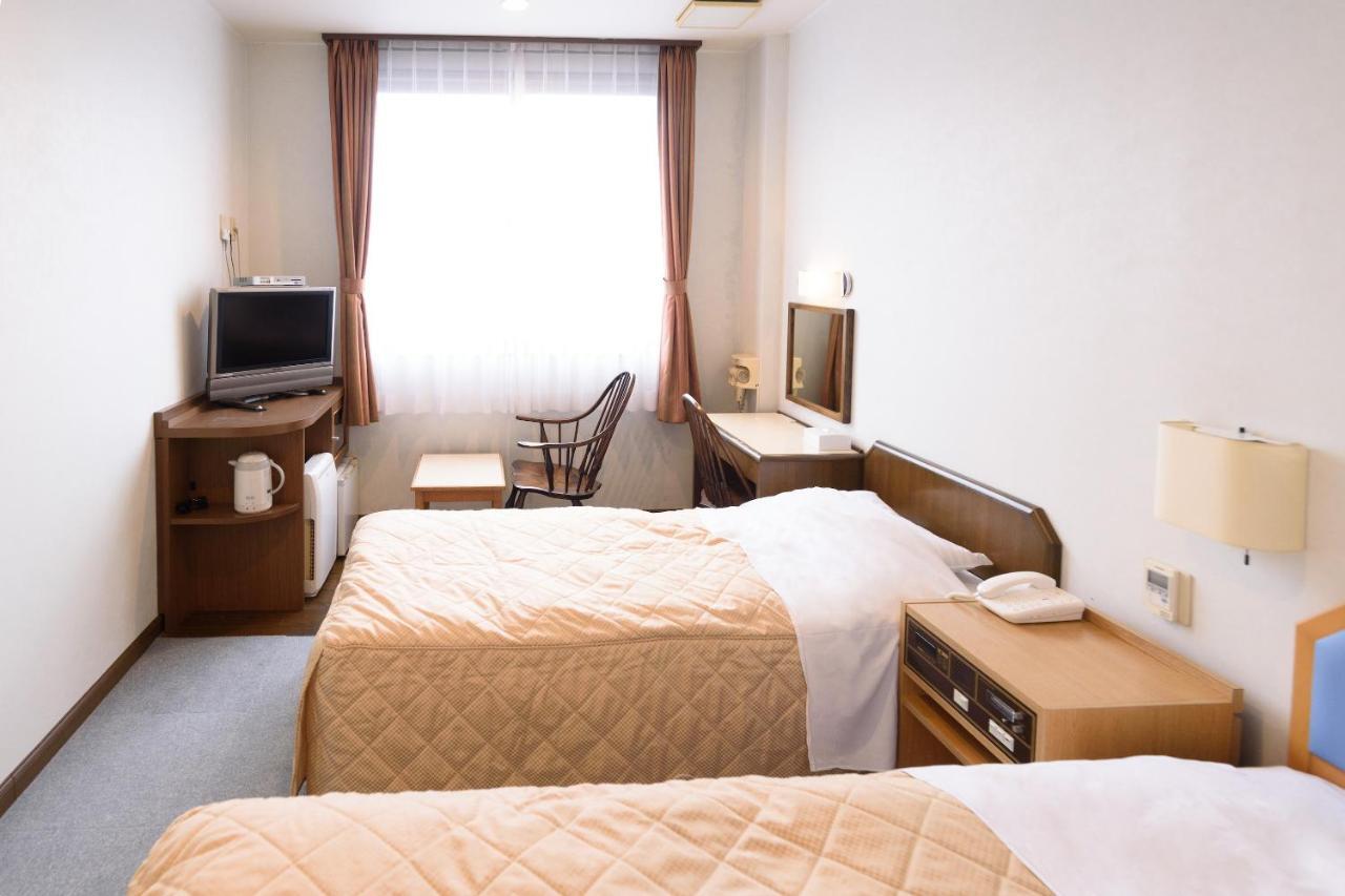 Business Hotel Kawakami Kumano Exteriör bild