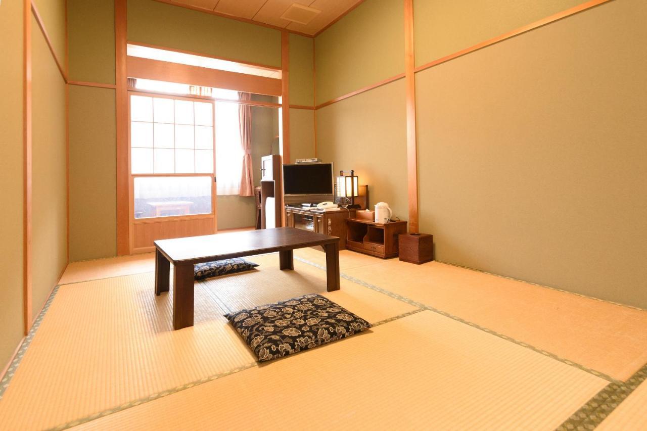 Business Hotel Kawakami Kumano Exteriör bild